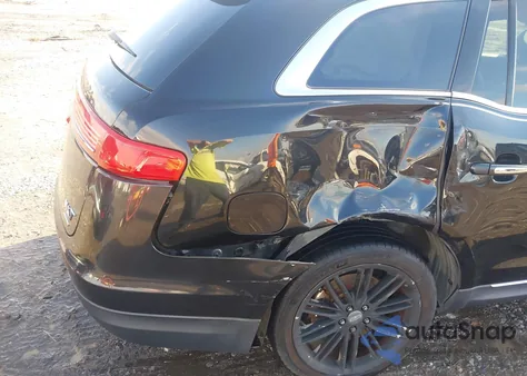 2013 Lincoln Mkt Ecoboost z USA, uszkodzony, nr VIN 2LMHJ5AT5DBL56549